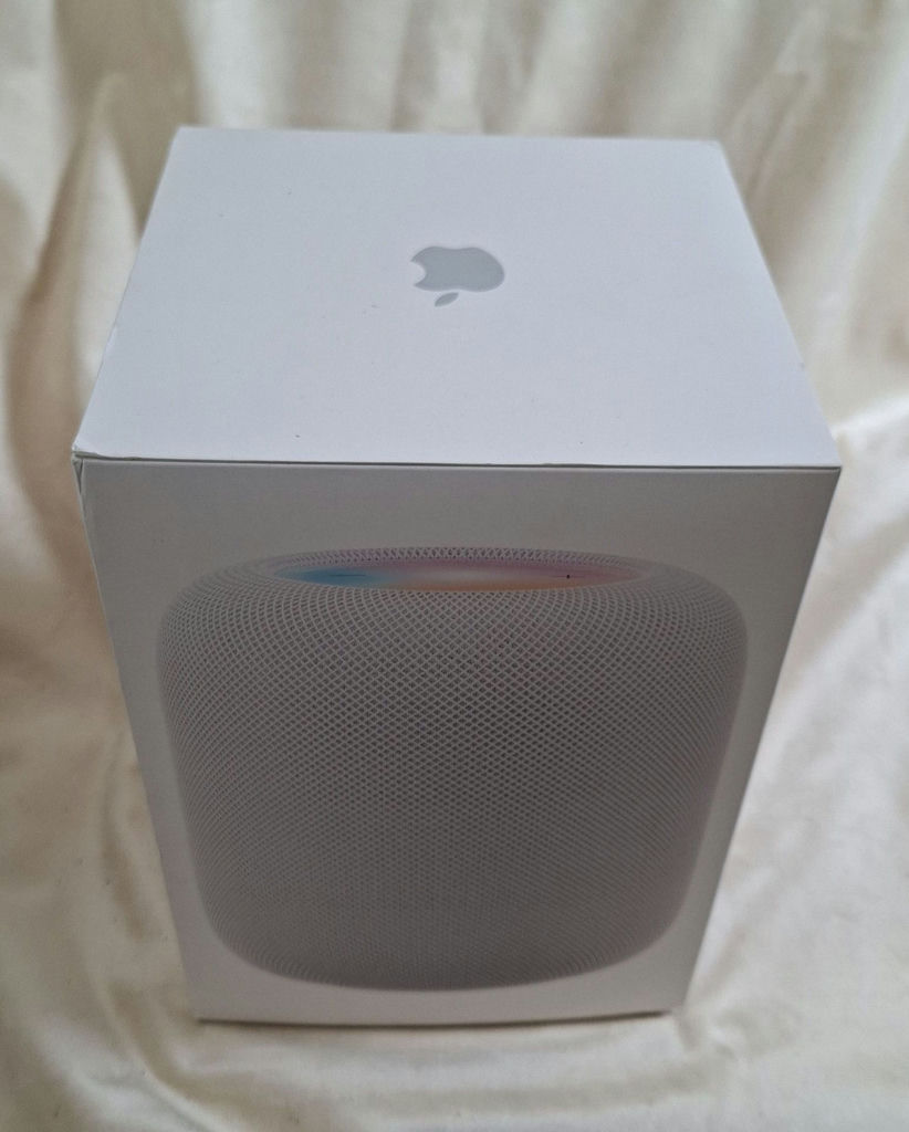 Apple HomePod Smart Speaker with Original Box - image 2 of 6