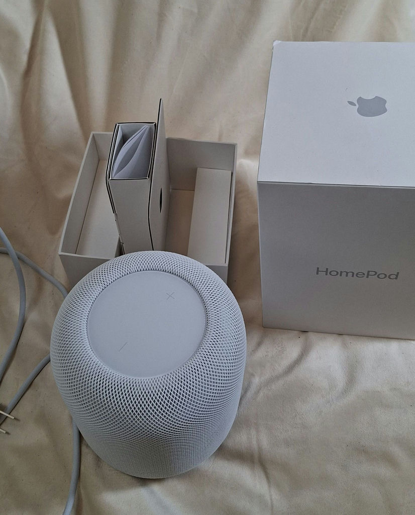 Apple HomePod Smart Speaker with Original Box - image 3 of 6