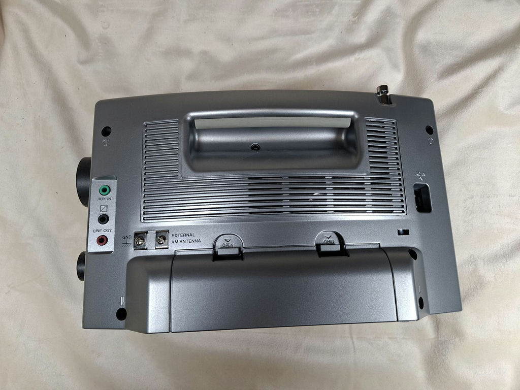 C.Crane CCRadio 2E AM/FM Radio Receiver - image 5 of 6