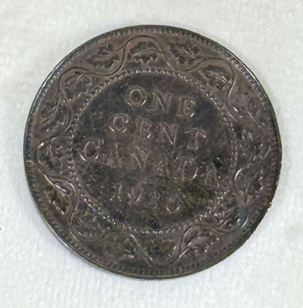 Two Canadian Large Cent Coins (1913 and 1920) - image 4 of 6