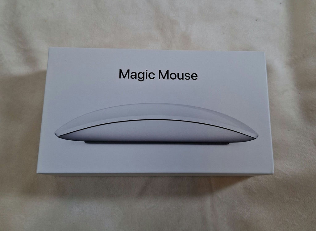 Apple Magic Mouse with Original Box - image 4 of 4
