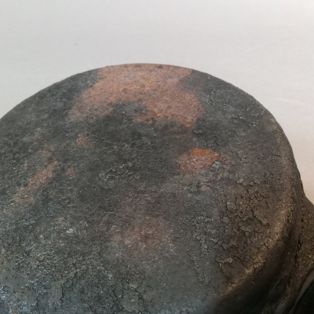 Vintage Cast Iron Cookware - image 4 of 10