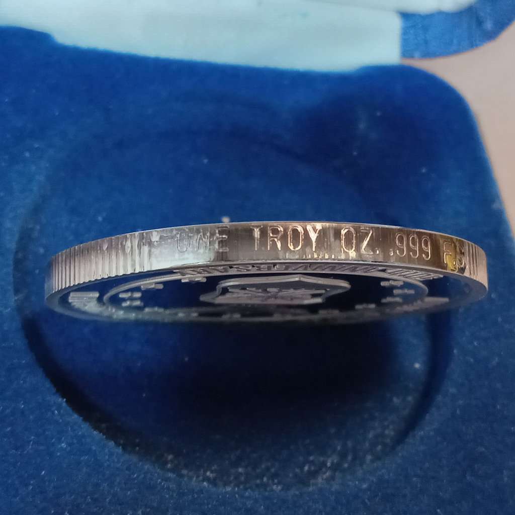 US Air Force Collector Coins / One Troy Oz & More - image 4 of 9