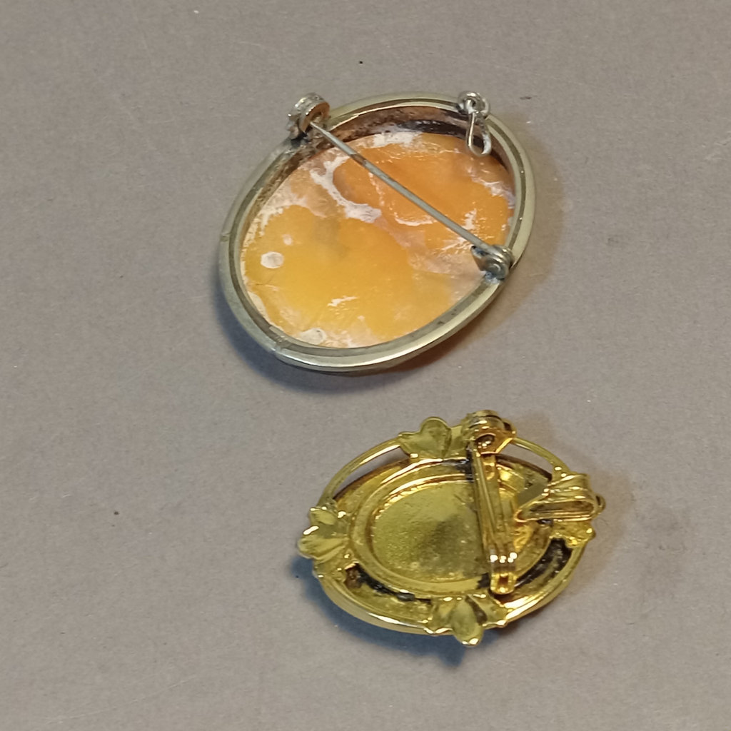 Vintage Romantic Costume Jewelry - image 8 of 21