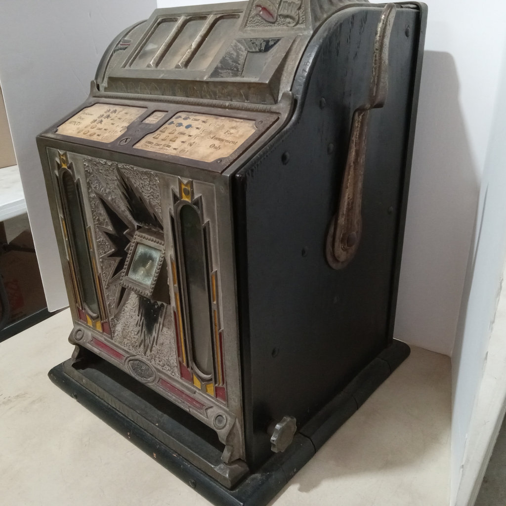 Antique Nickel Slot Machine - image 7 of 22