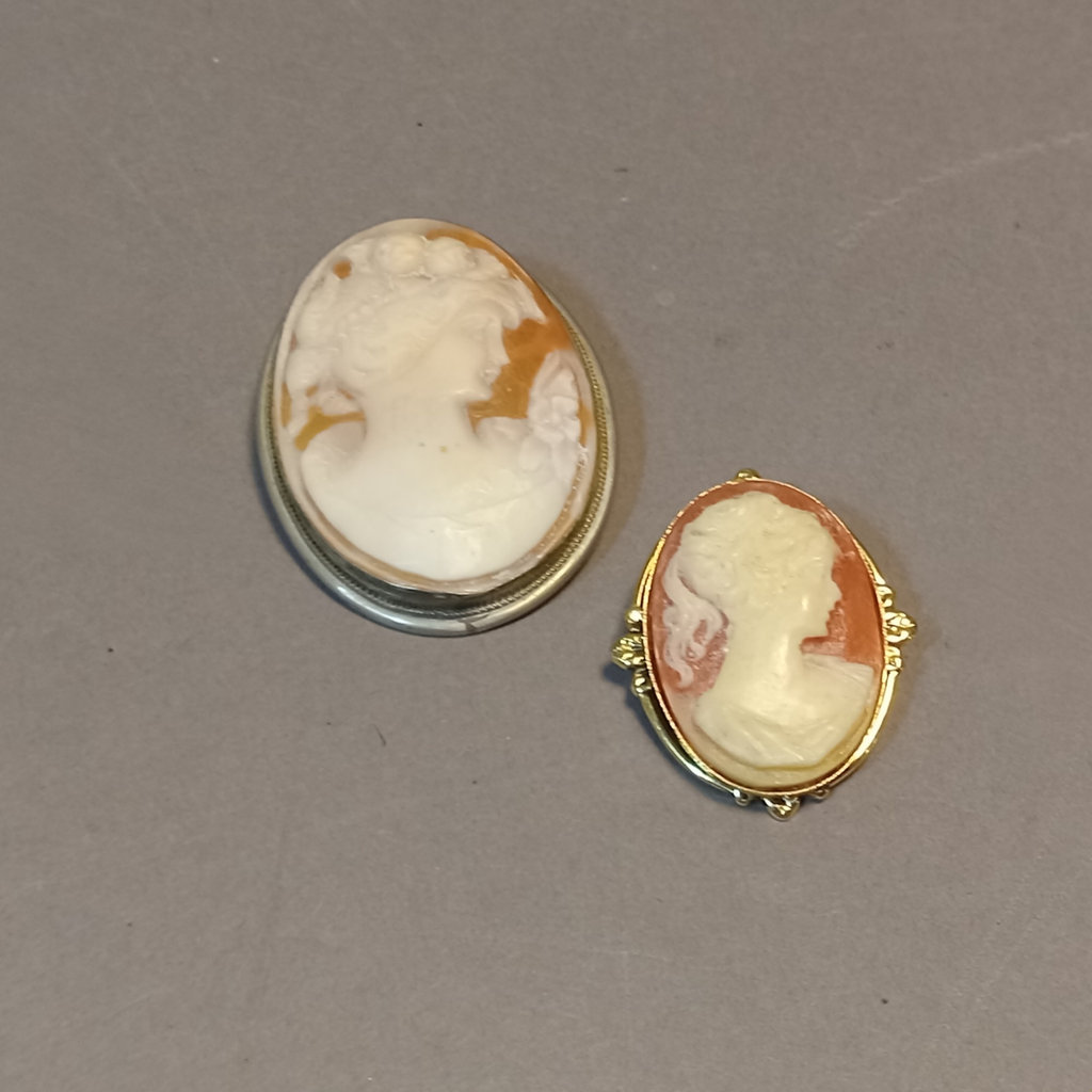 Vintage Romantic Costume Jewelry - image 7 of 21