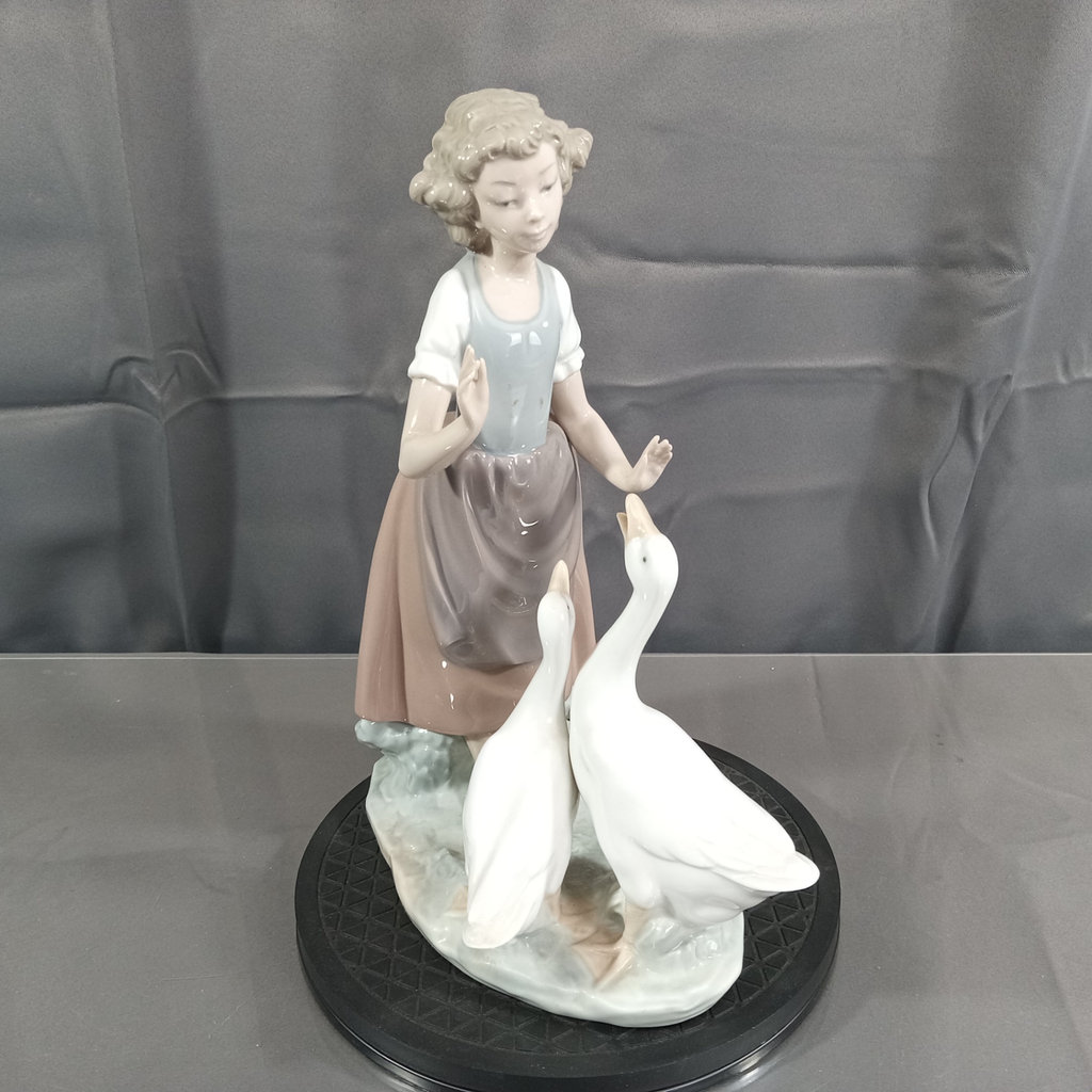 NAO by Lladro Girl with Geeze - image 1 of 10