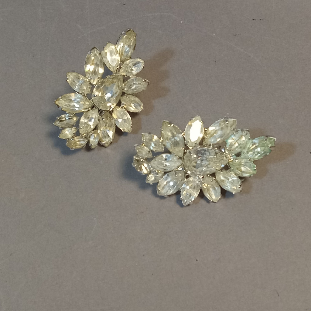 Rhinestone Bling - image 11 of 16