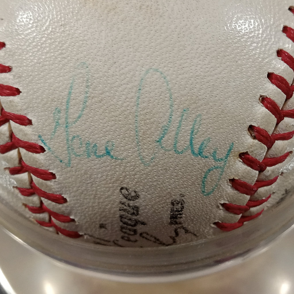 Roberto Clemente / Willie Stargell 1960s Pirates Signed Baseball - image 4 of 18
