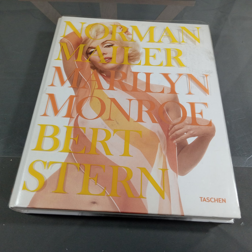 Hello Norma Jean! - image 14 of 20