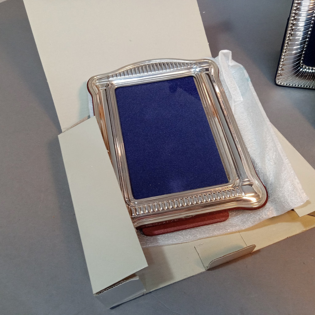 Sterling Picture Frames - image 4 of 21