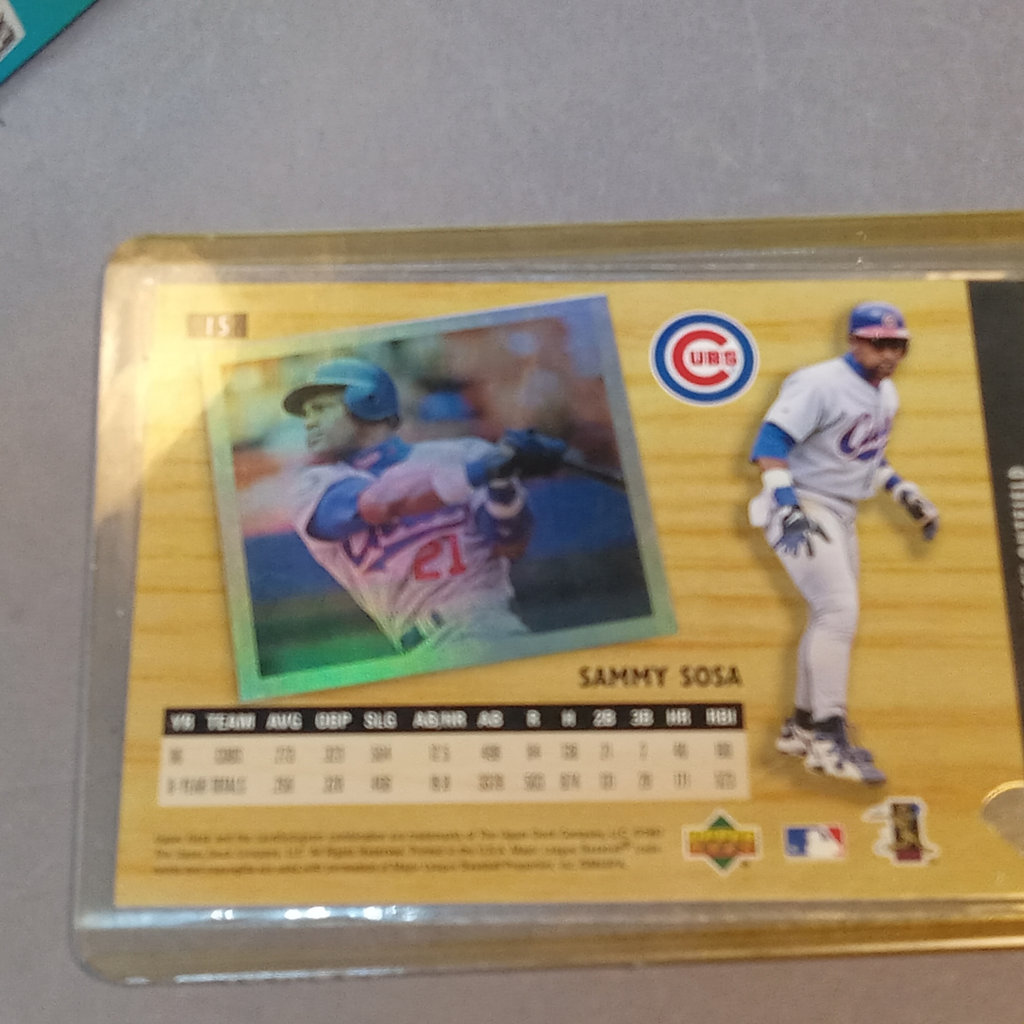 Unsorted Baseball Cards Potpourri 1980s to 2000s - image 4 of 7