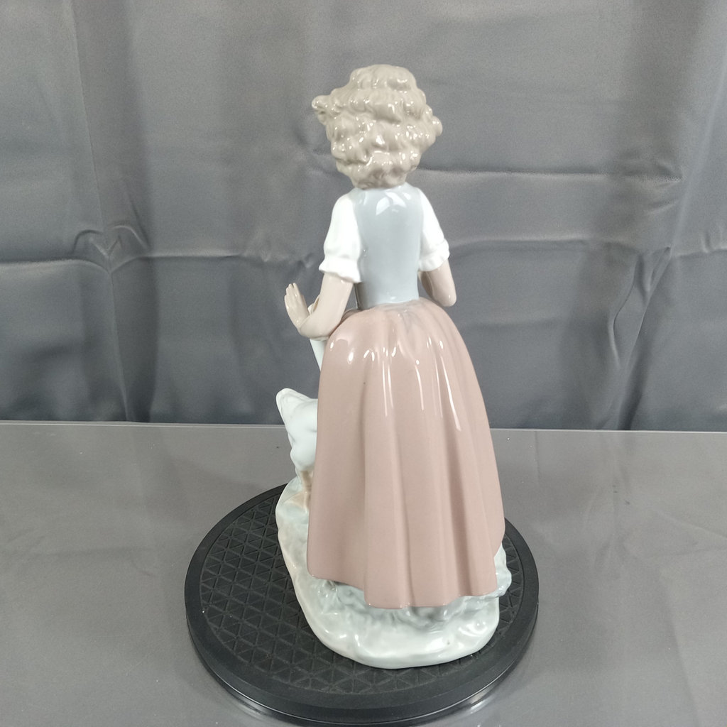 NAO by Lladro Girl with Geeze - image 3 of 10