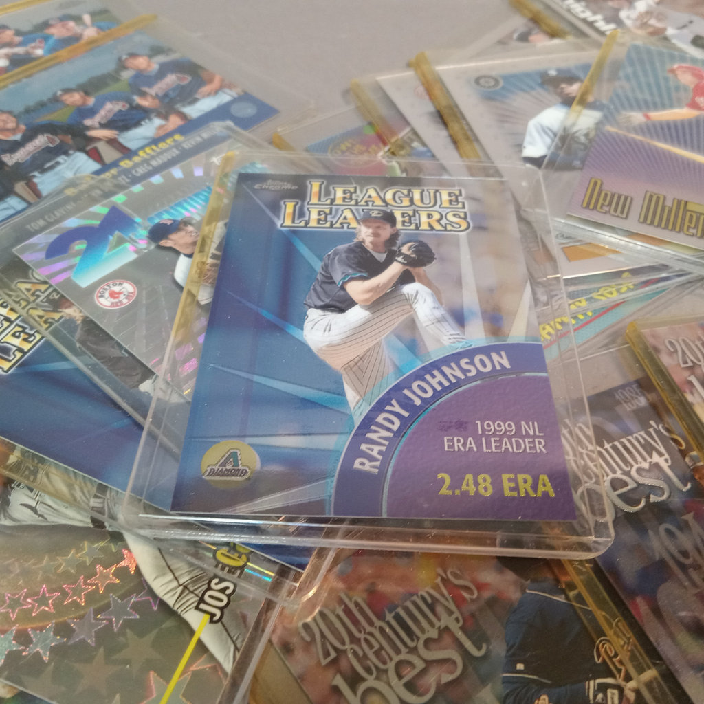 Topps Holograph / Foil Baseball Trading Cards - image 6 of 11