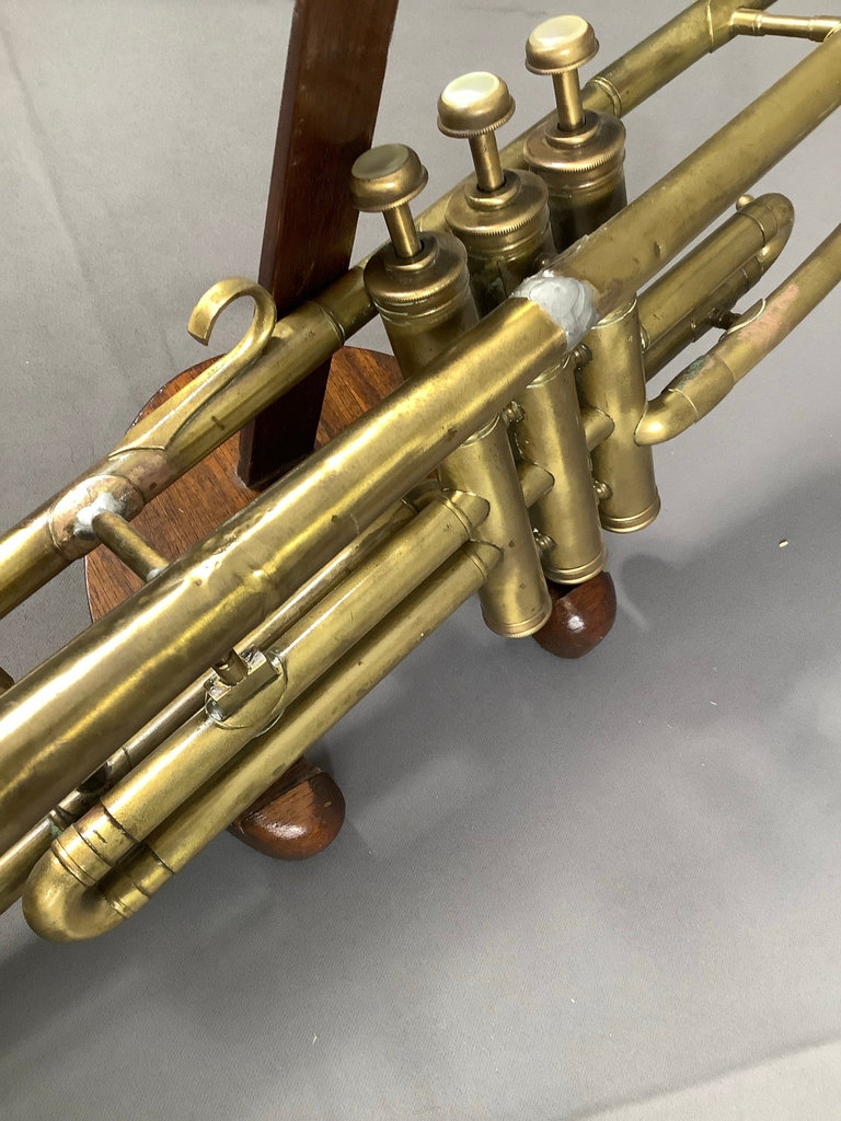 Gonet & Cie Brass Trumpet - image 3 of 5