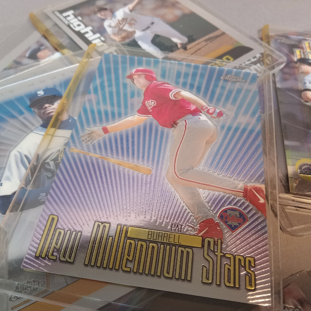 Topps Holograph / Foil Baseball Trading Cards - image 8 of 11