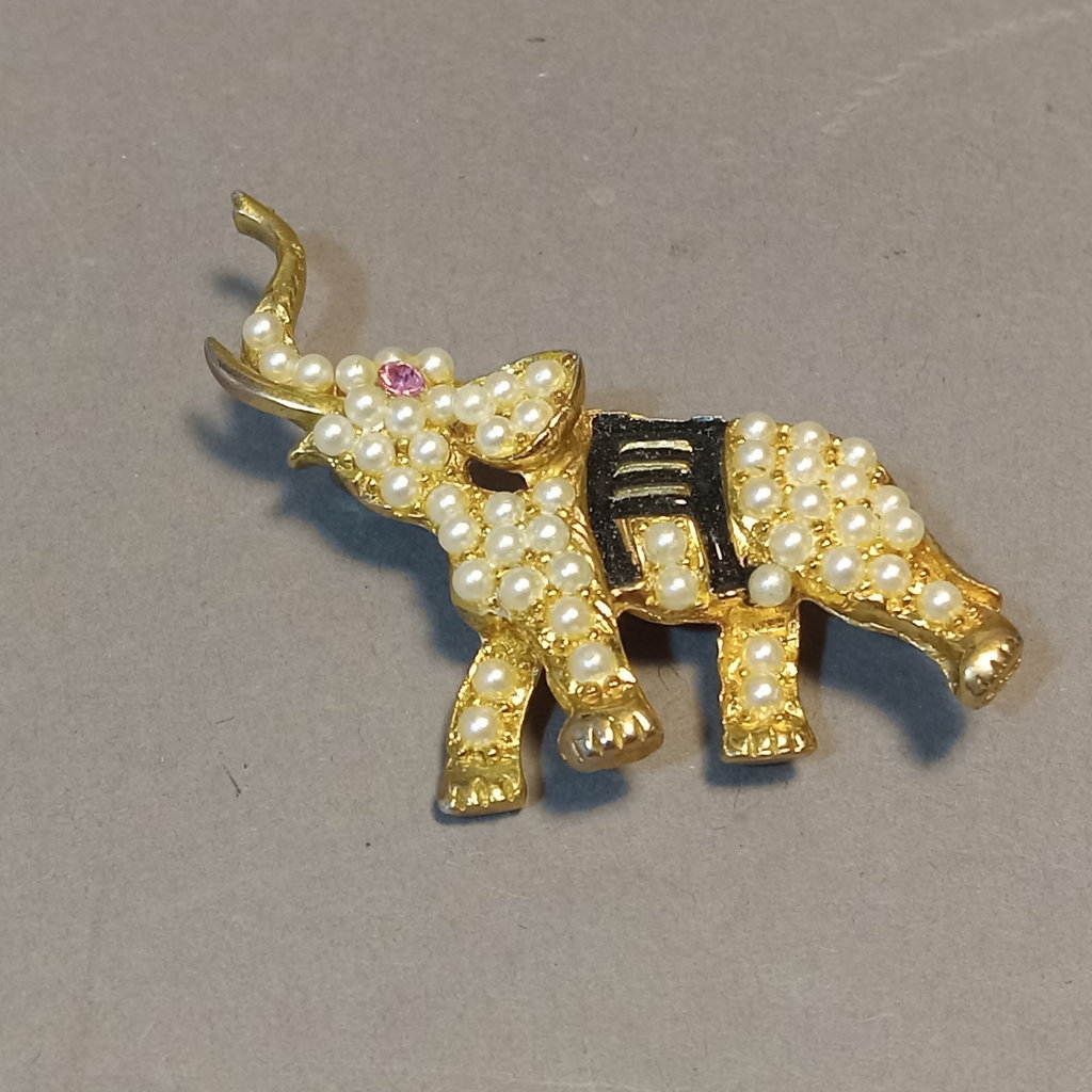 Vintage Romantic Costume Jewelry - image 11 of 21