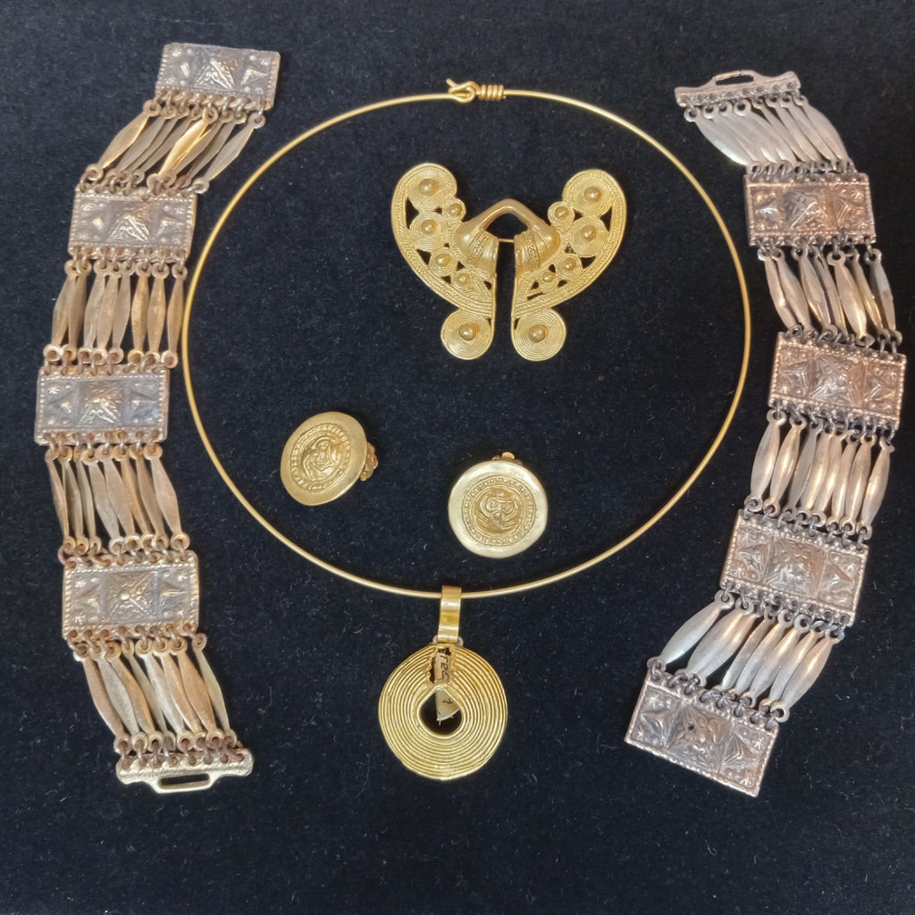 Columbian/Mexican Jewelry - image 1 of 15