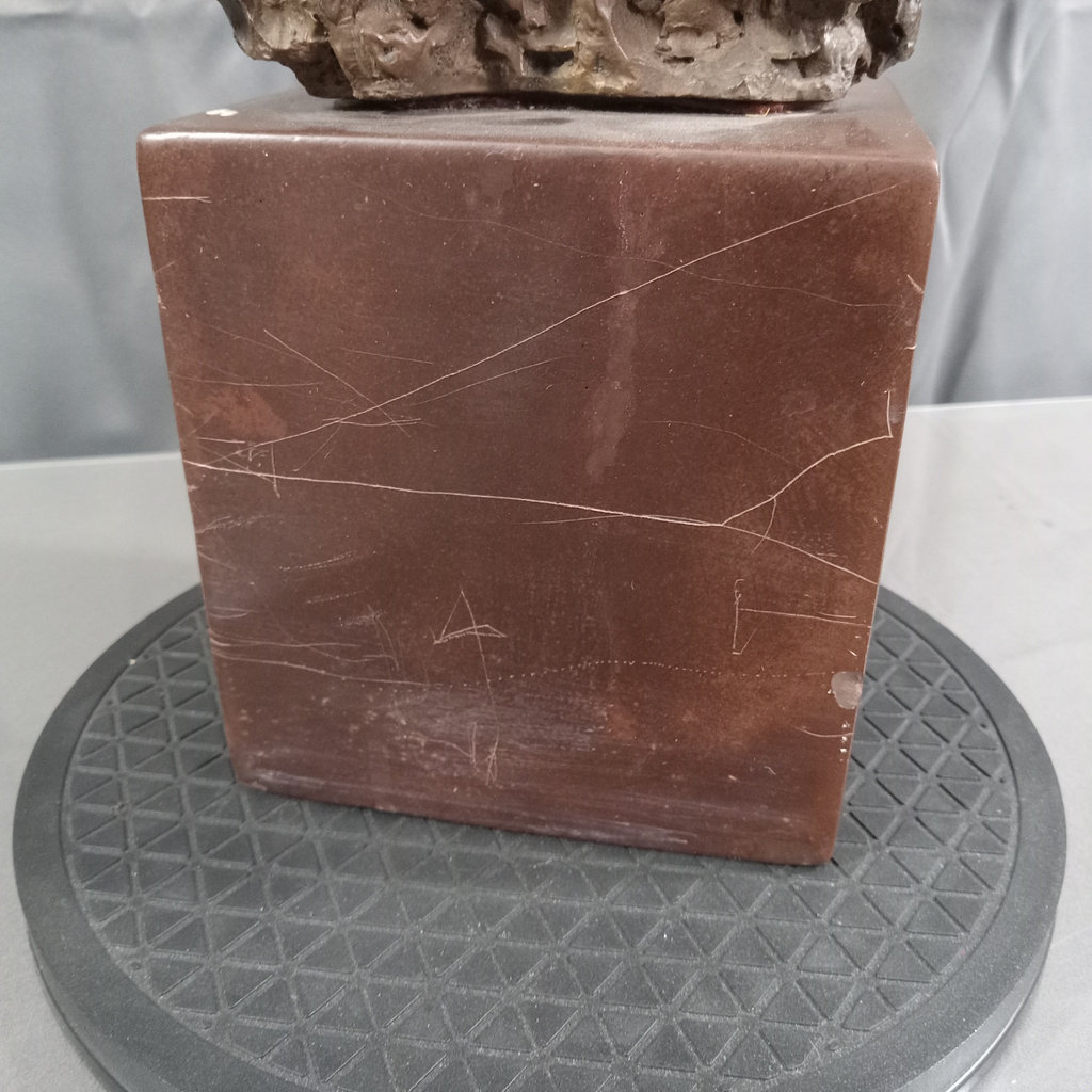 Abraham Lincoln Bust / Alva Studios - image 7 of 14