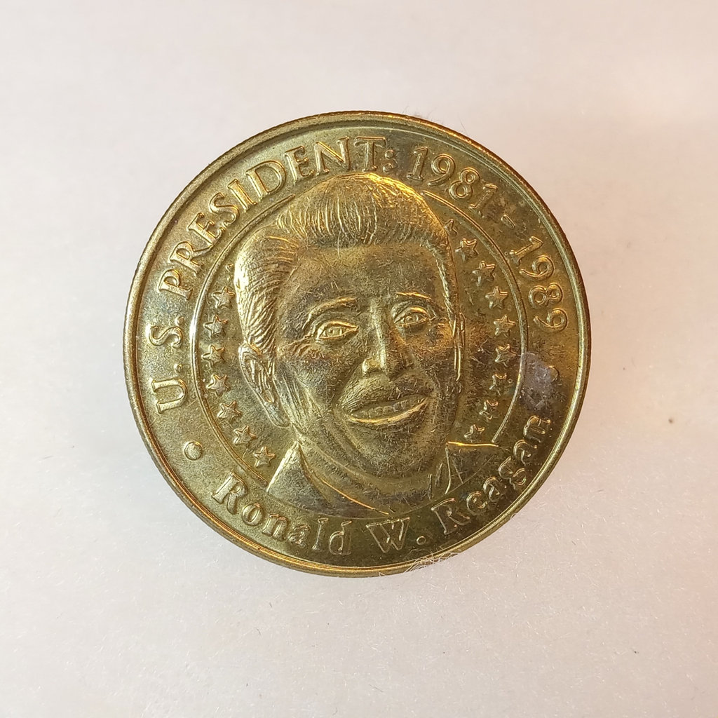 Collector / Challenge Coins - image 6 of 12