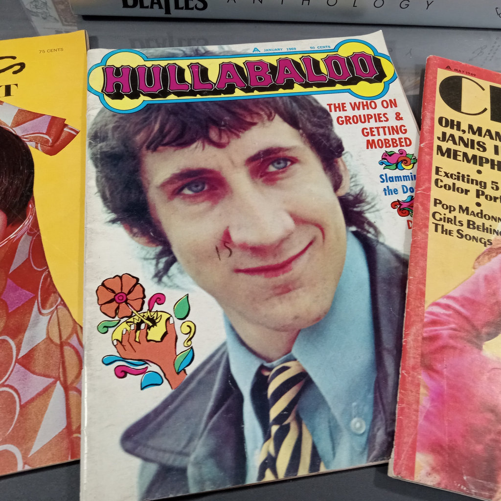 The Beatles & Pop Culture of the 60s/70s - image 5 of 32