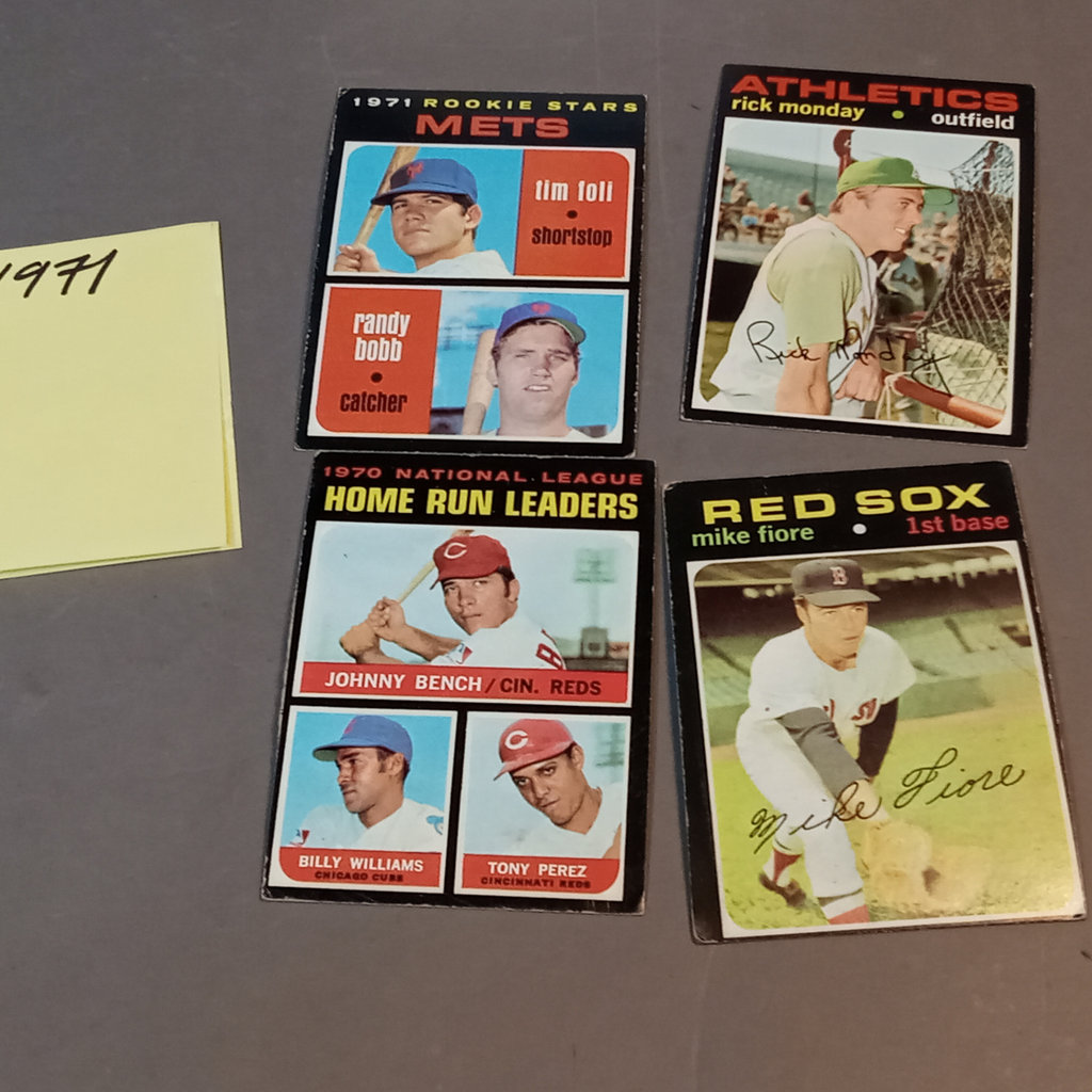 Topps Baseball Trading Cards / 1971 to 1975 - image 7 of 21