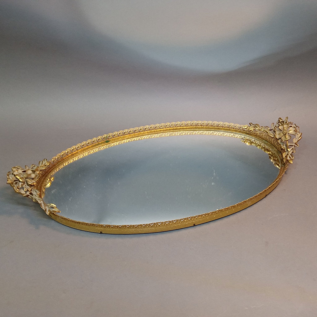 Grandma's Vanity - image 19 of 22