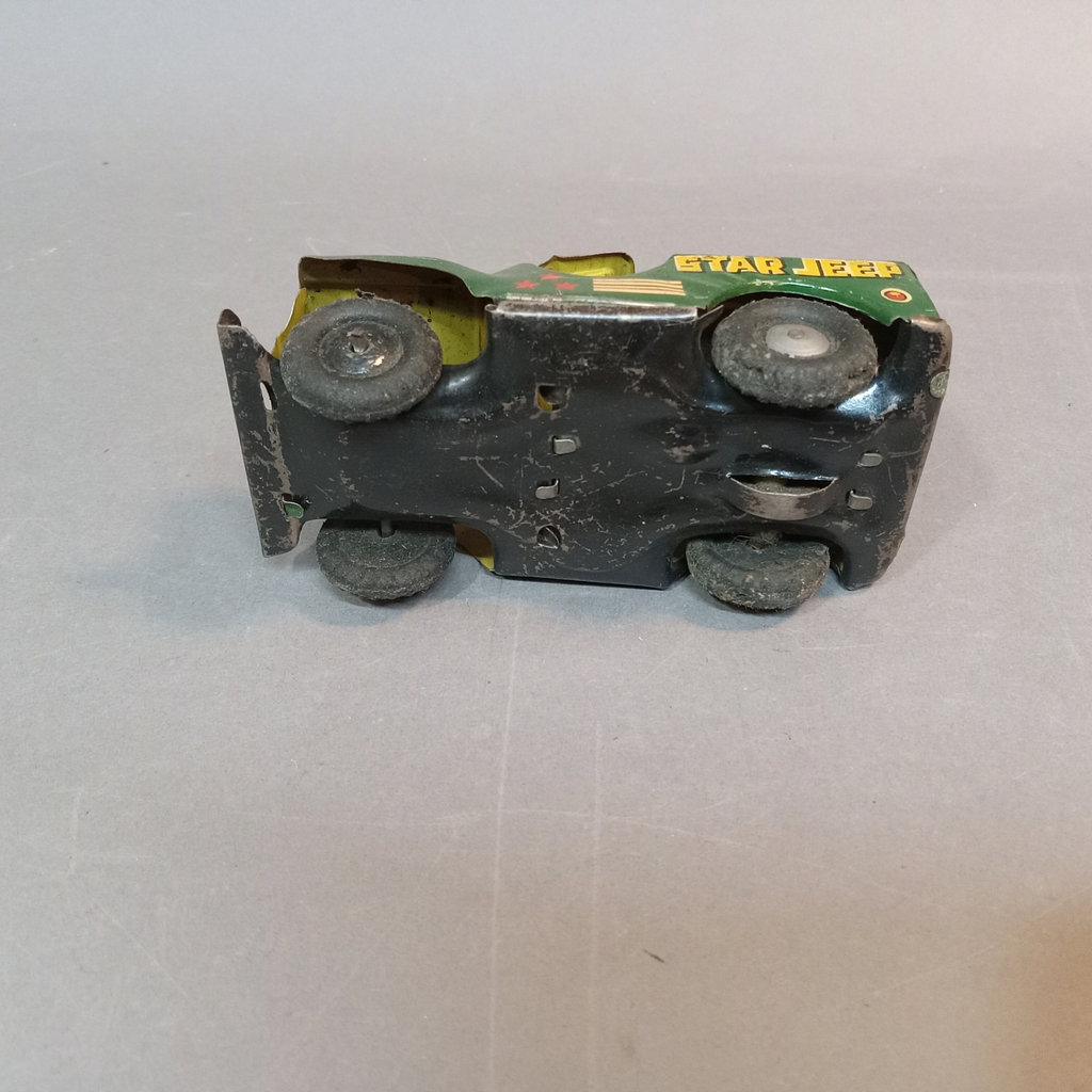 Vintage Tin Toys - image 13 of 19