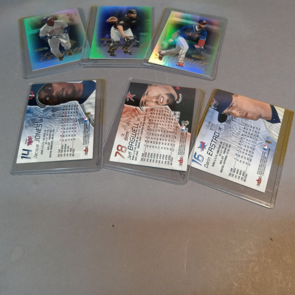 Fleer Hologram / Foil Baseball Trading Cards - image 19 of 19