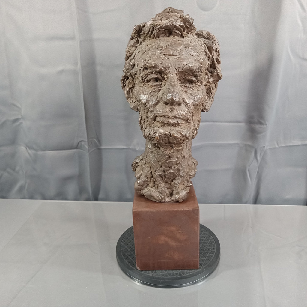Abraham Lincoln Bust / Alva Studios - image 2 of 14