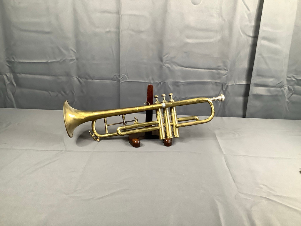 Gonet & Cie Brass Trumpet - image 1 of 5