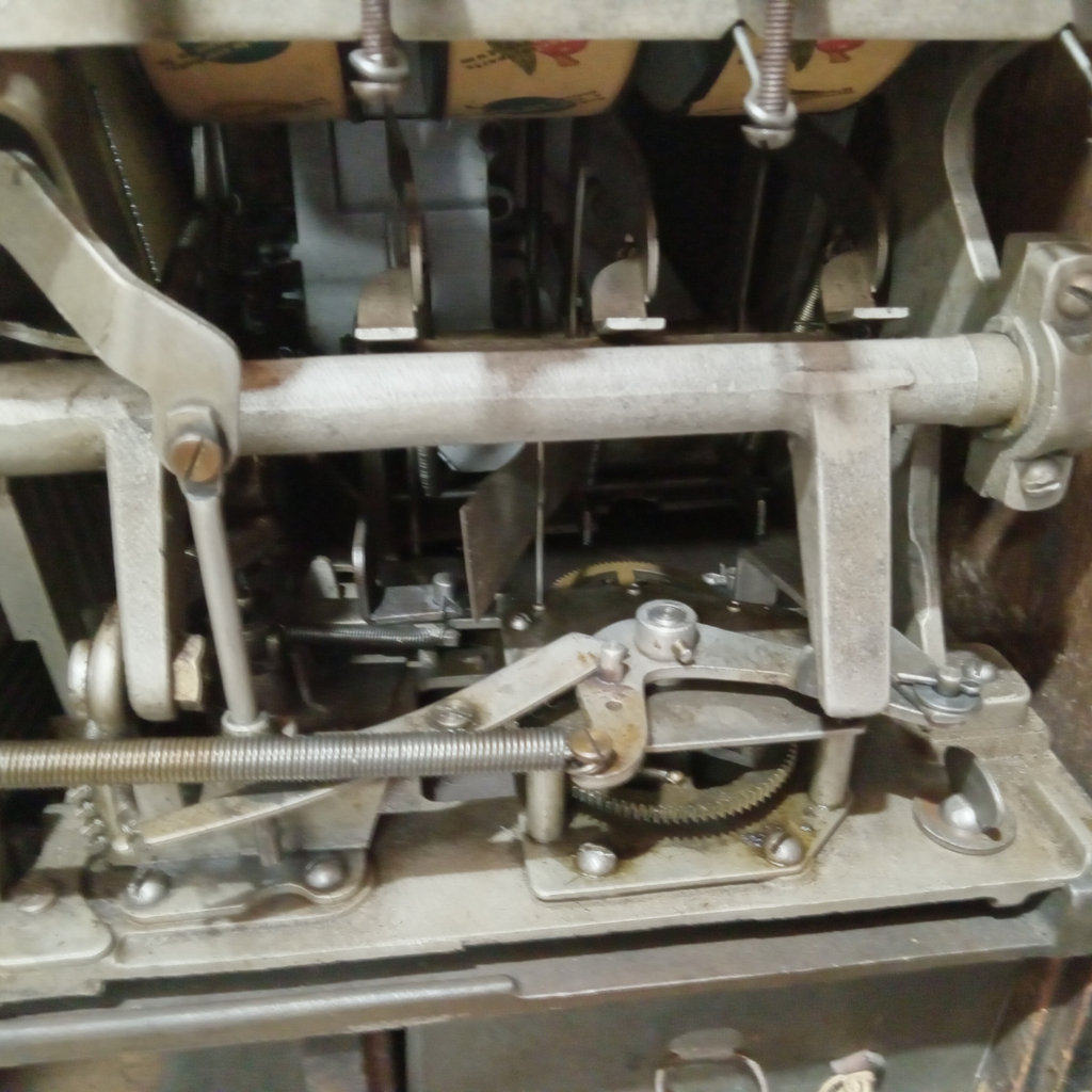 Antique Nickel Slot Machine - image 16 of 22