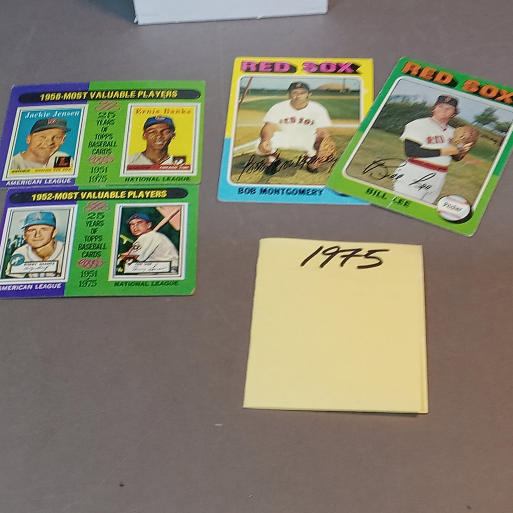 Topps Baseball Trading Cards / 1971 to 1975 - image 19 of 21