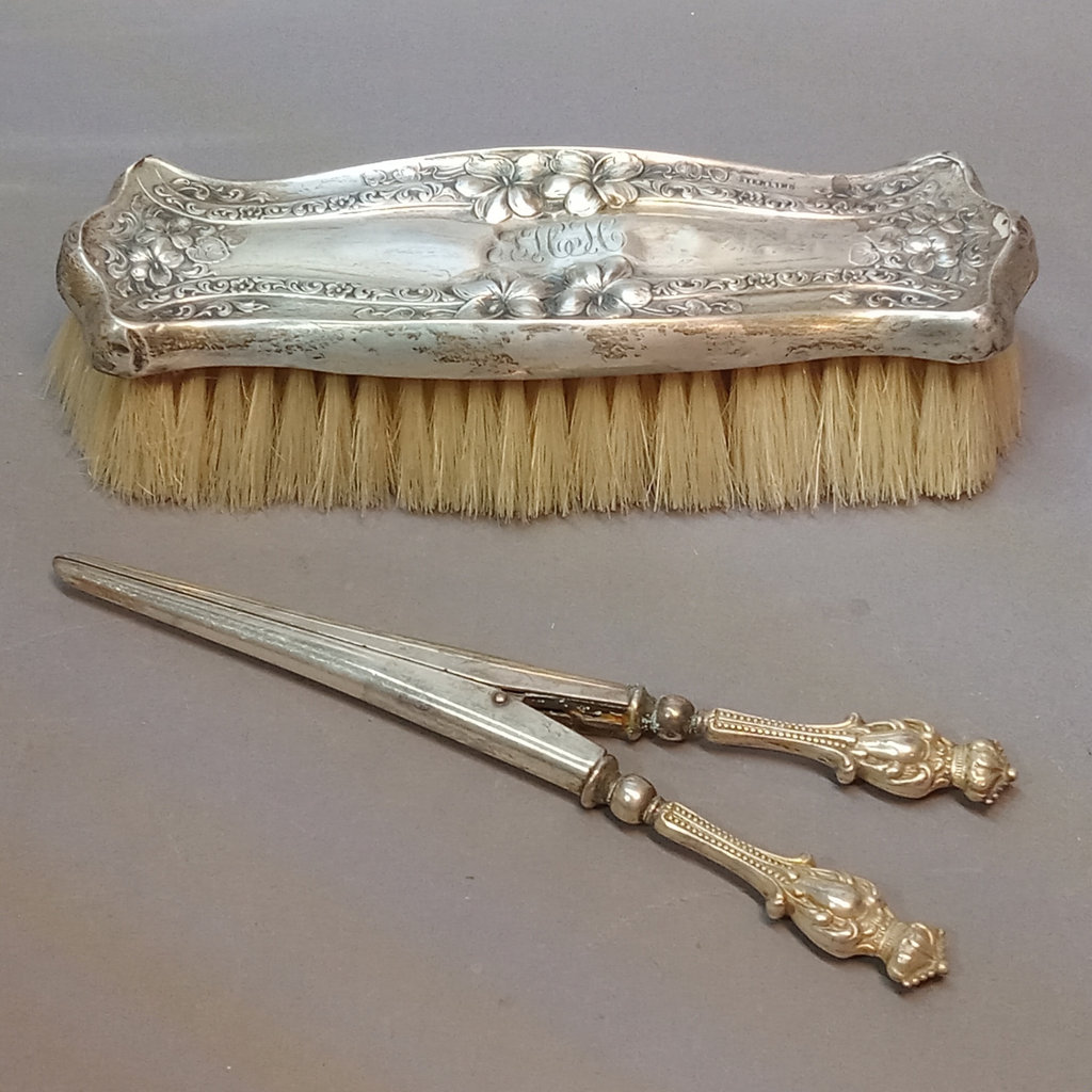 Sterling, Whiting & Davis Vanity Items - image 12 of 24