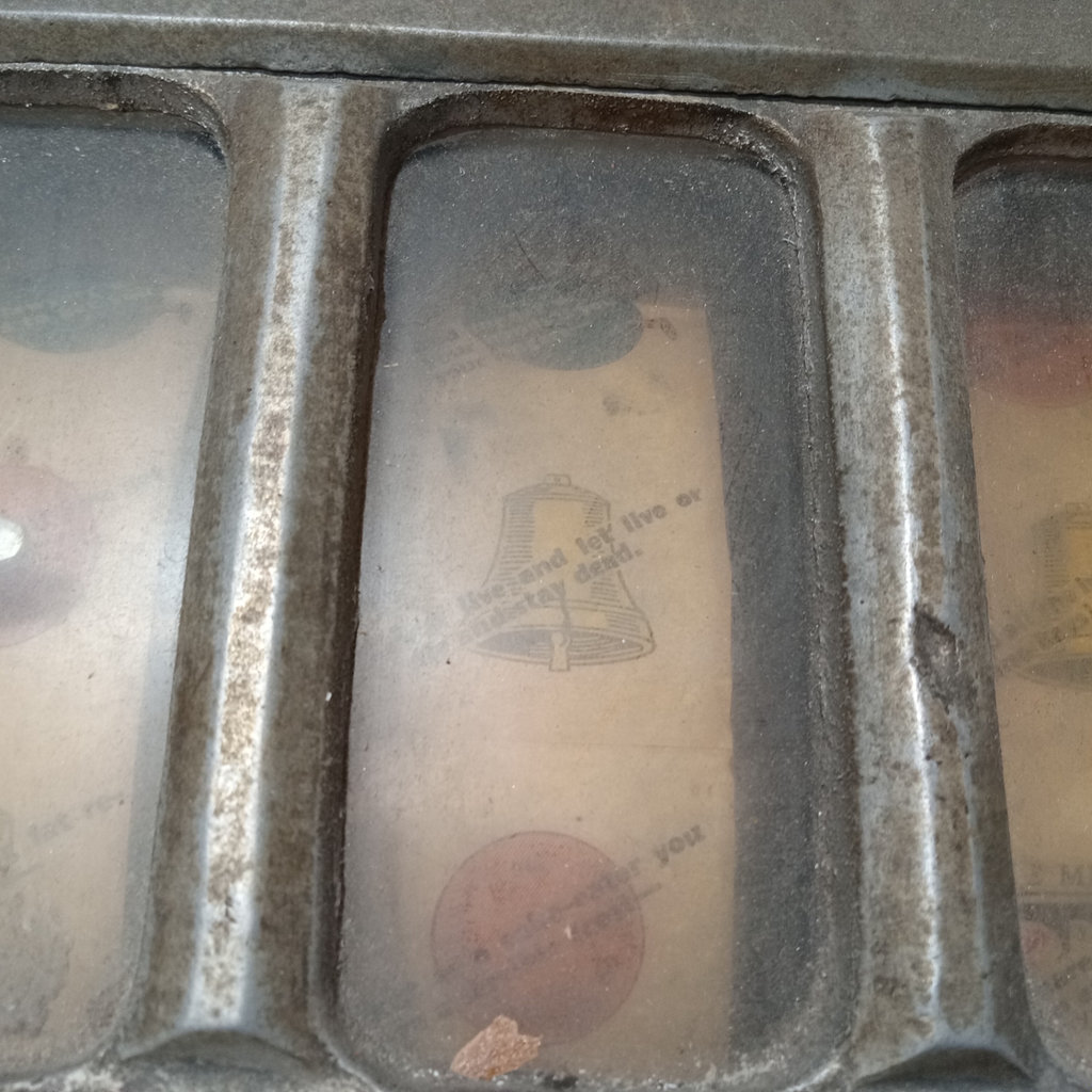 Antique Nickel Slot Machine - image 11 of 22