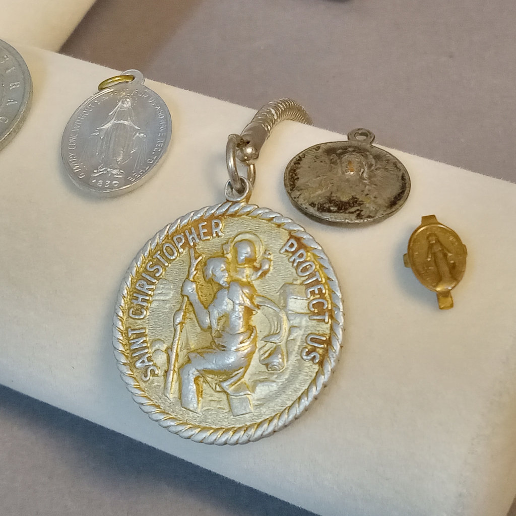 Sterling & More Religious Items - image 17 of 24
