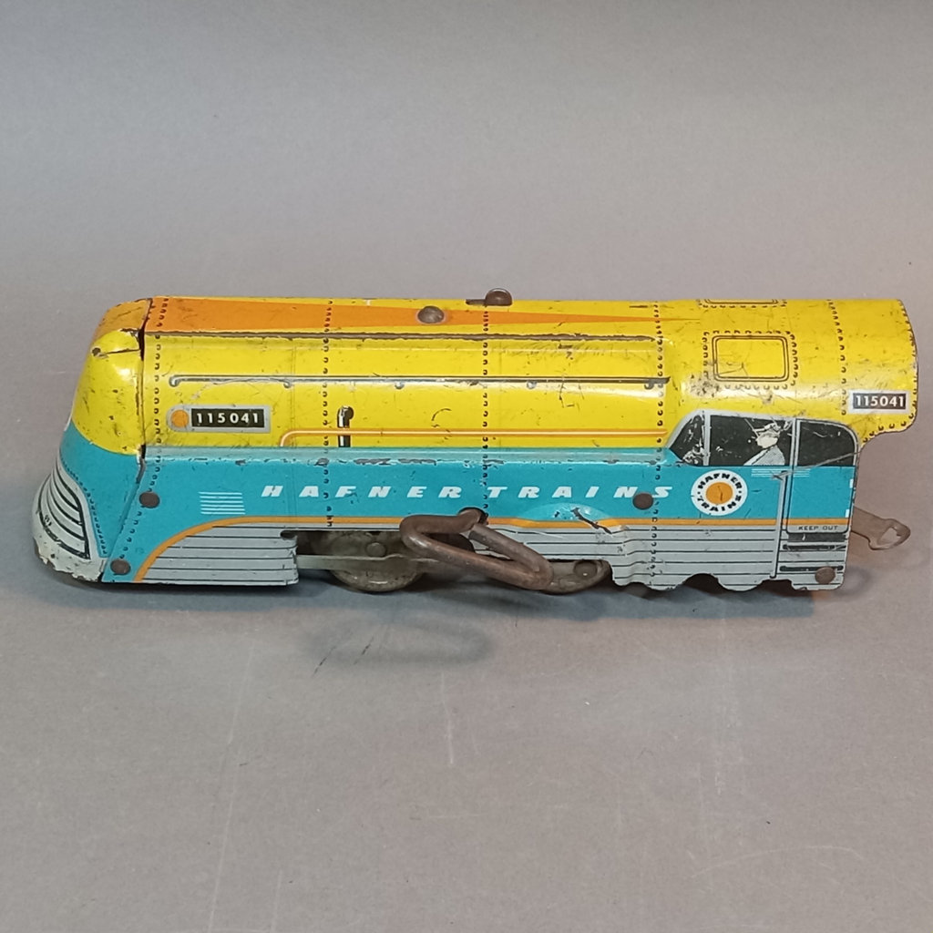 Vintage Tin Toys - image 4 of 19