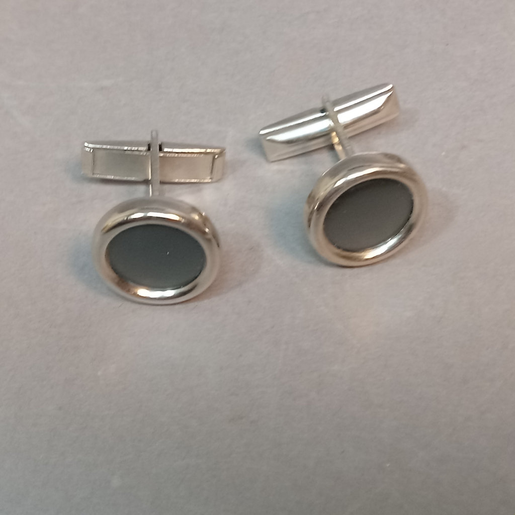 Russian Silver Cigarette Box & Cuff Links - image 6 of 20