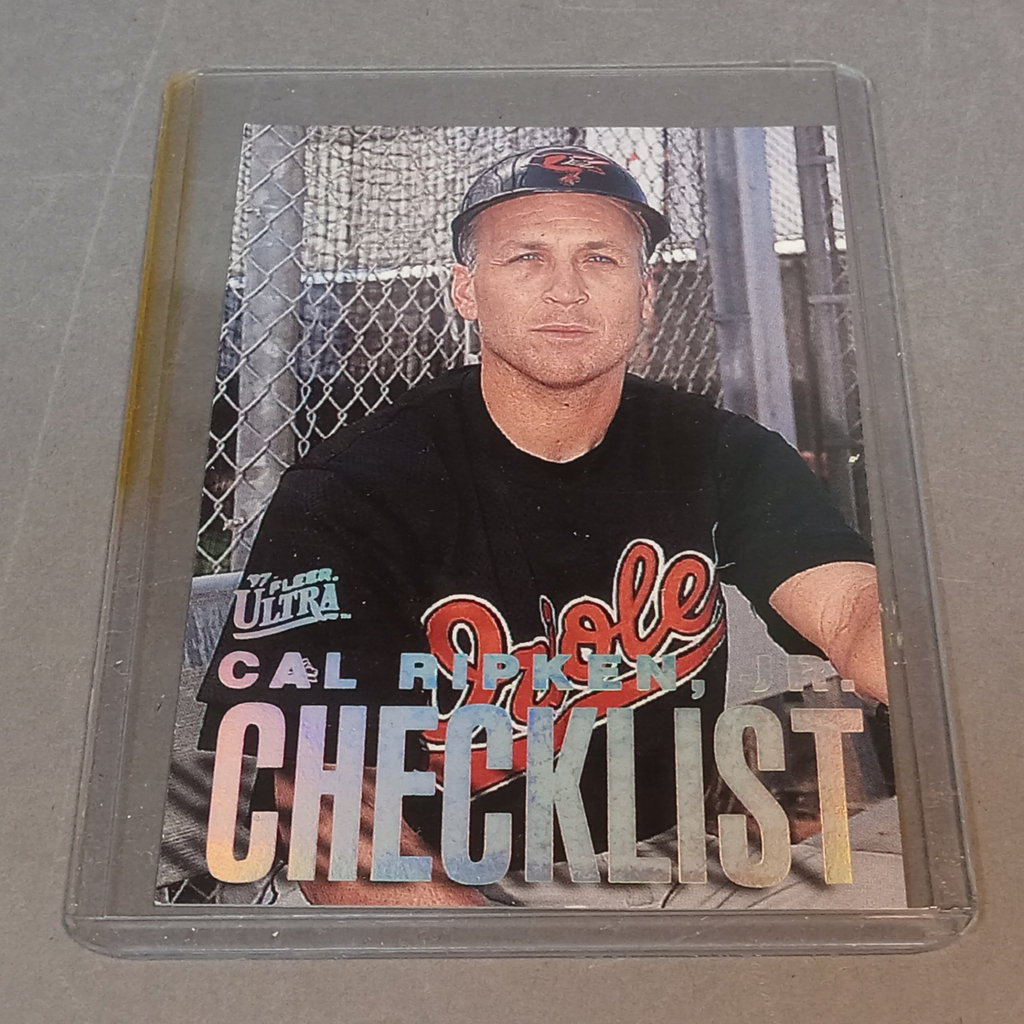 Fleer Hologram / Foil Baseball Trading Cards - image 7 of 19