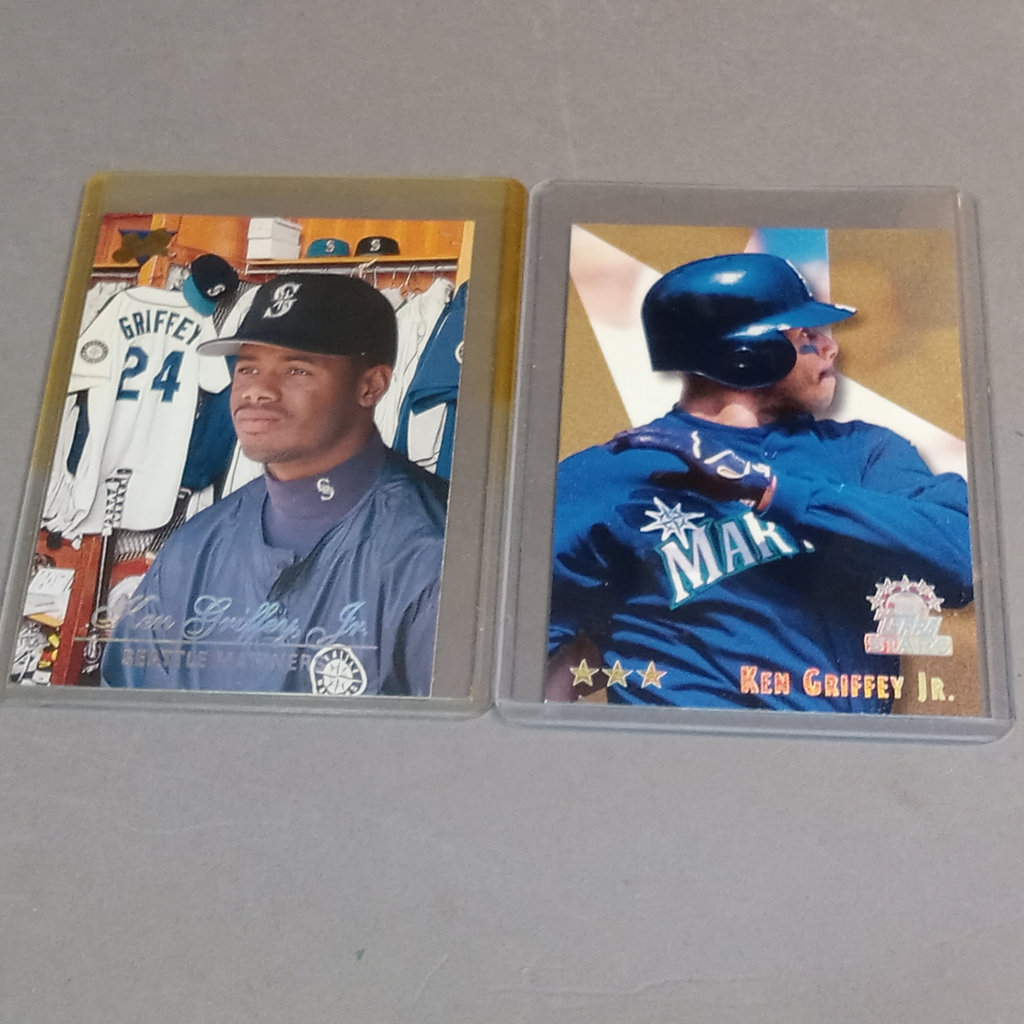 Ken Griffey Jr / Sr Baseball Trading and Collectors Cards - image 11 of 20