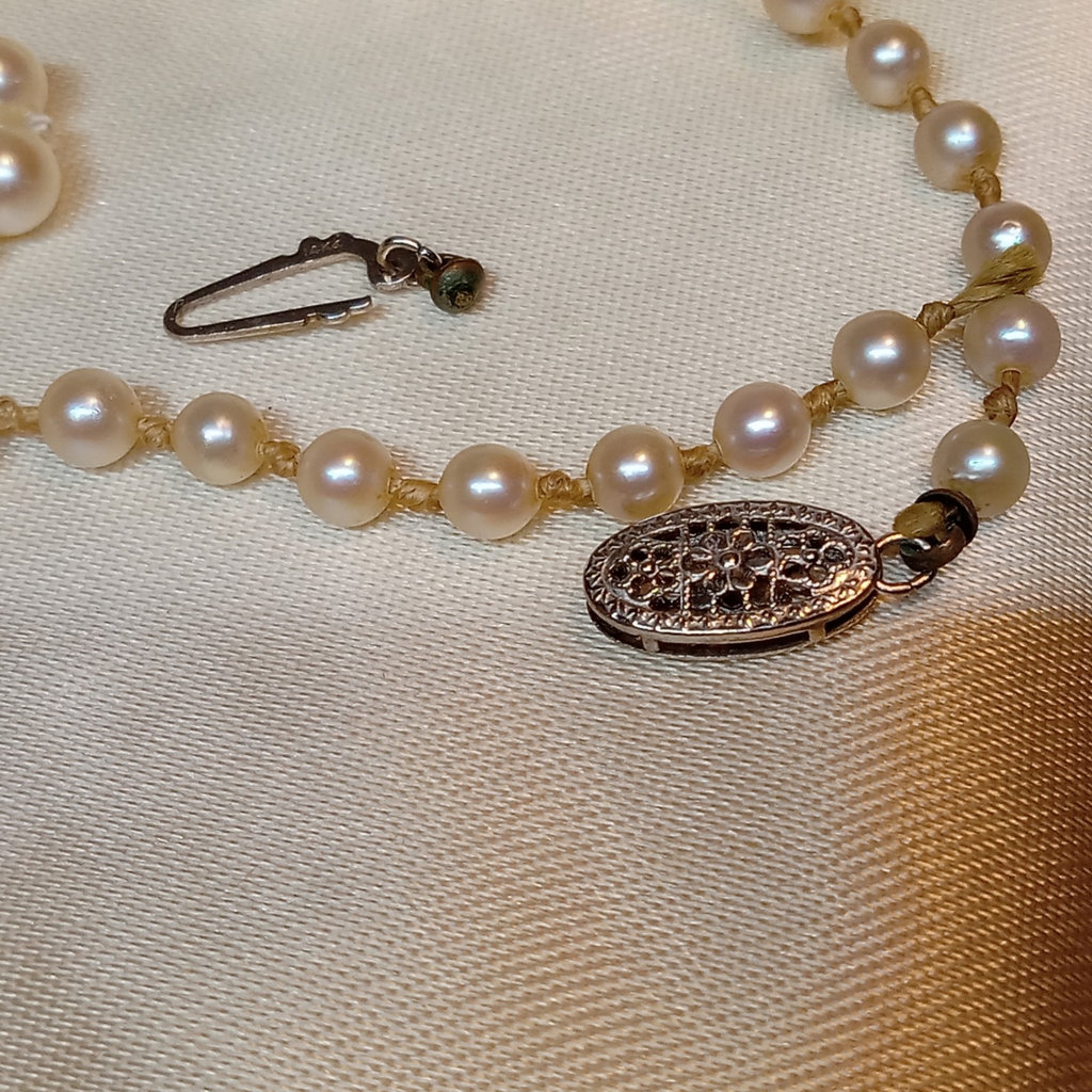 Vintage Pearl Necklaces - image 9 of 9
