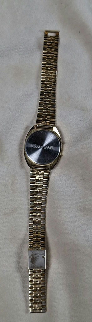 Quasar LCD Quartz Digital Wristwatch - image 4 of 7