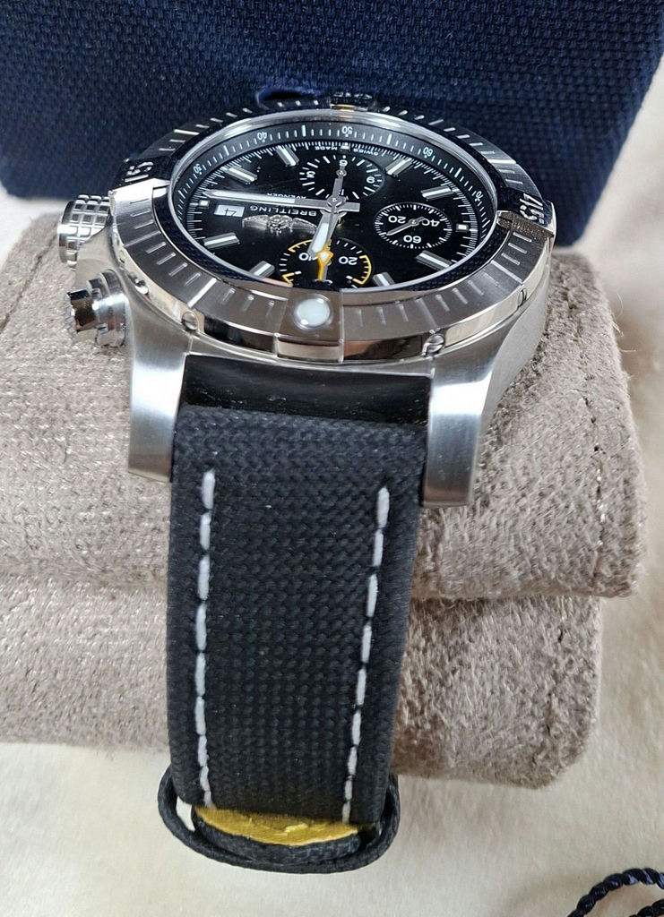 Breitling Chronograph 45 Avenger Wristwatch with Box and Warranty Card Holder, SUPER HIGH END WATCH - image 5 of 12