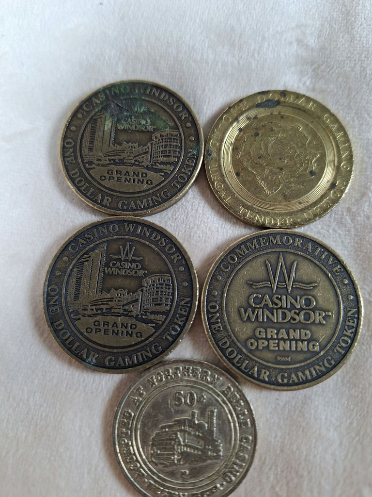 Casino Windsor Gaming Tokens and Commemorative Coins - image 5 of 5