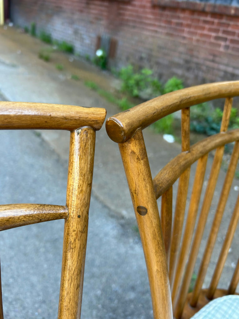 Hagerty Furniture Dinning Chairs - image 4 of 8