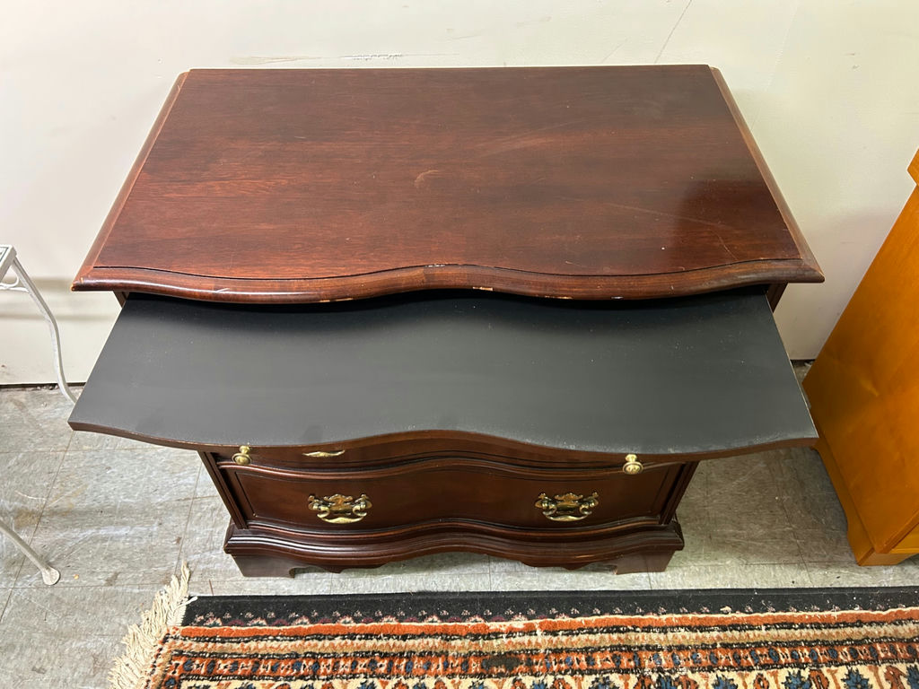 Bassett Furniture Serpentine Chest of Drawers - image 4 of 10