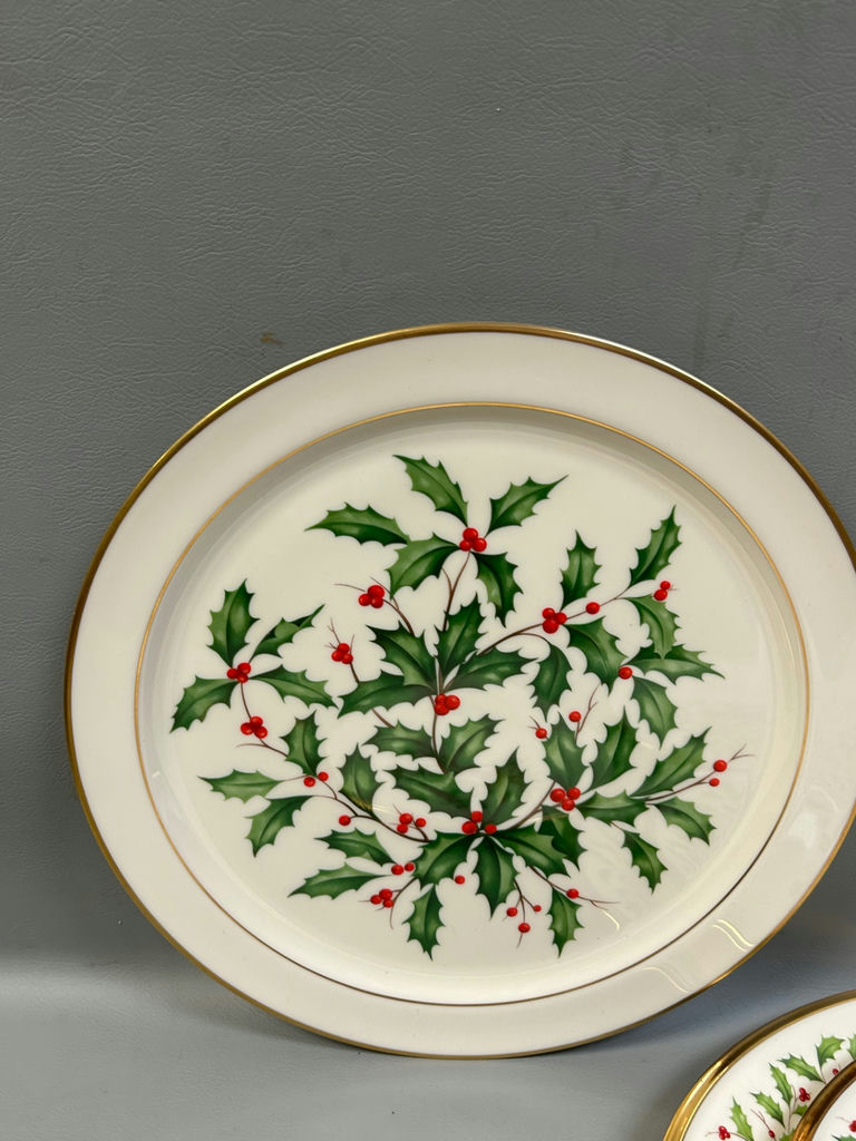 Lenox Holly Berry Plates & Platters - image 10 of 14