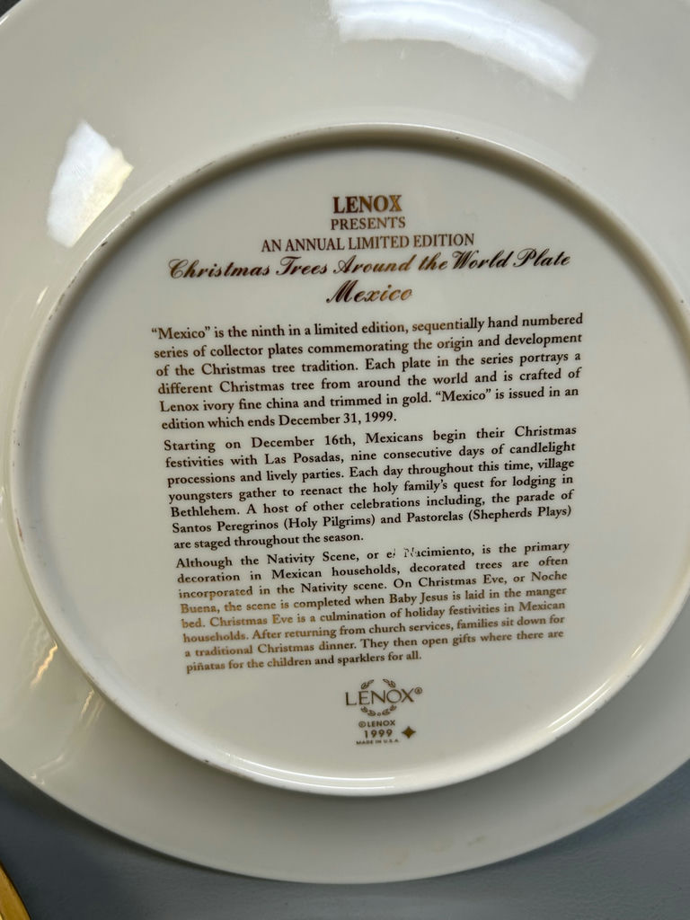Lenox Holly Berry Plates & Platters - image 11 of 14