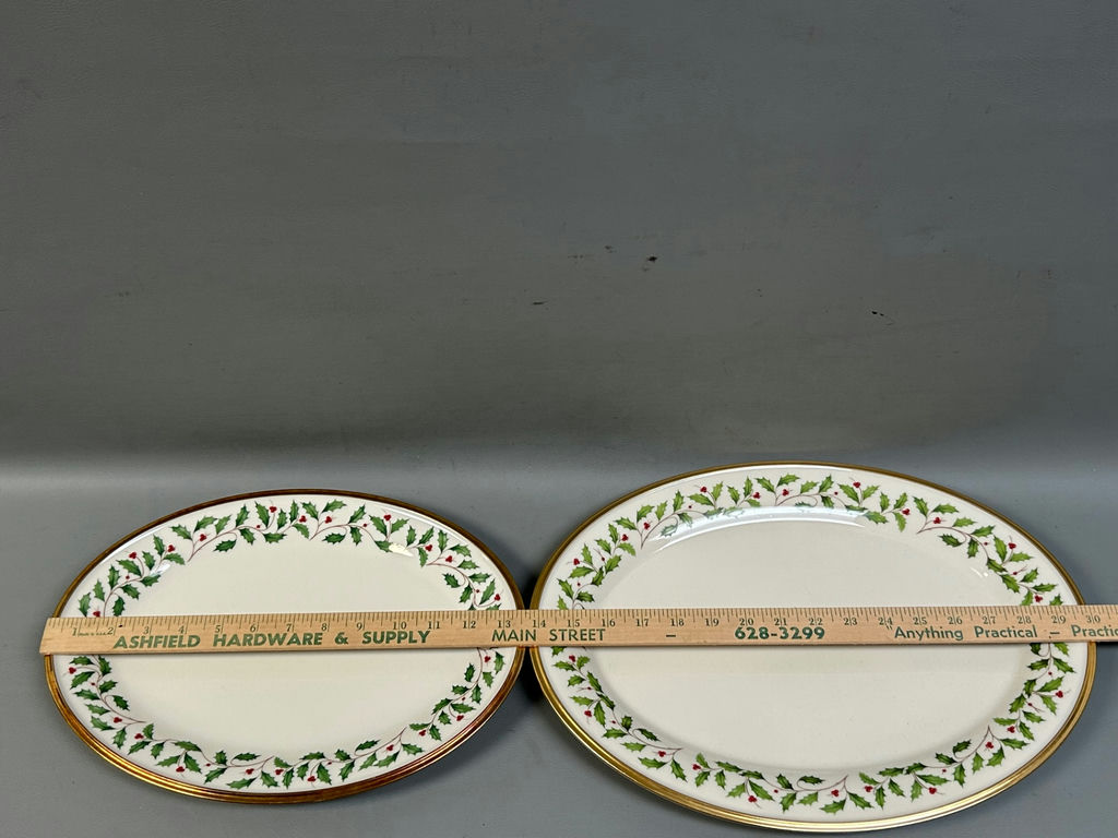 Lenox Holly Berry Plates & Platters - image 4 of 14