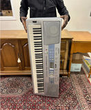 Yamaha DGX-200 76 Key Portable Digital Piano - thumbnail 2 of 8